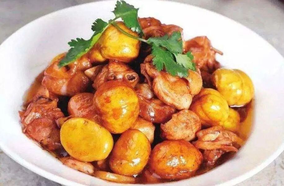 六合餐飲丨秋日食光，我們準(zhǔn)時(shí)開(kāi)餐！